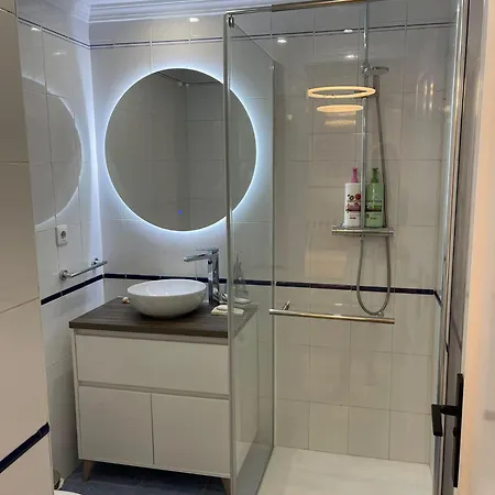 Apartamento De 2 Con Plaza De Garaje Apartment *